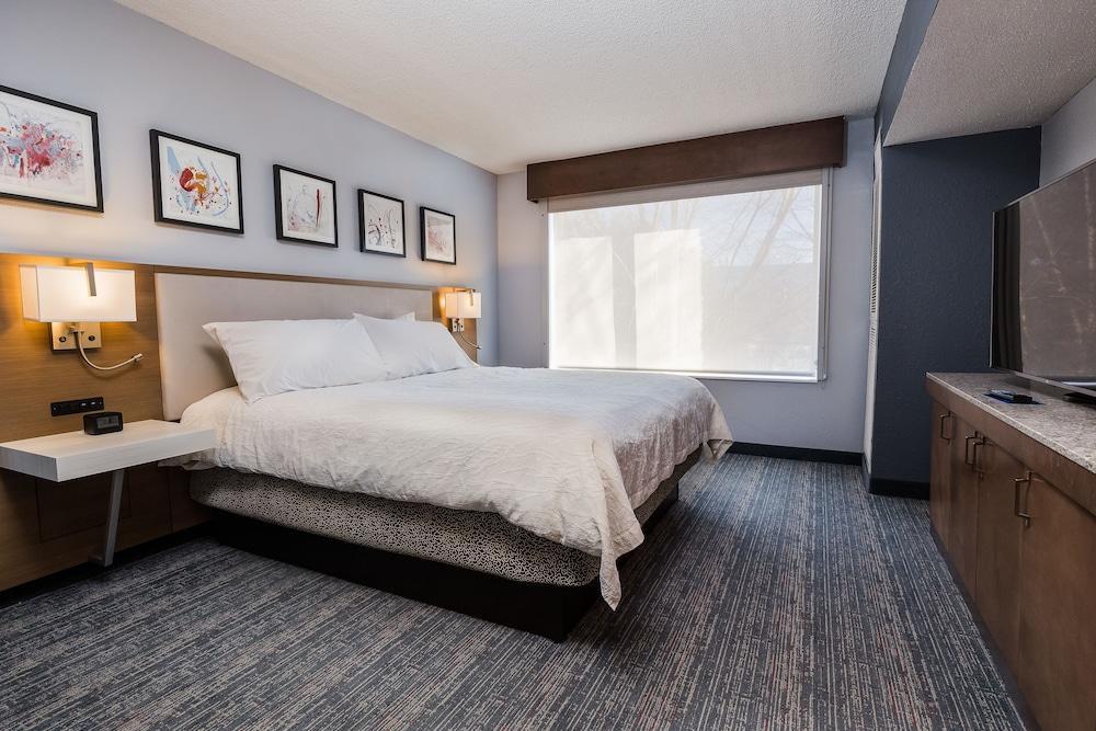 Hilton Garden Inn Atlanta North/Johns Creek Bagian luar foto