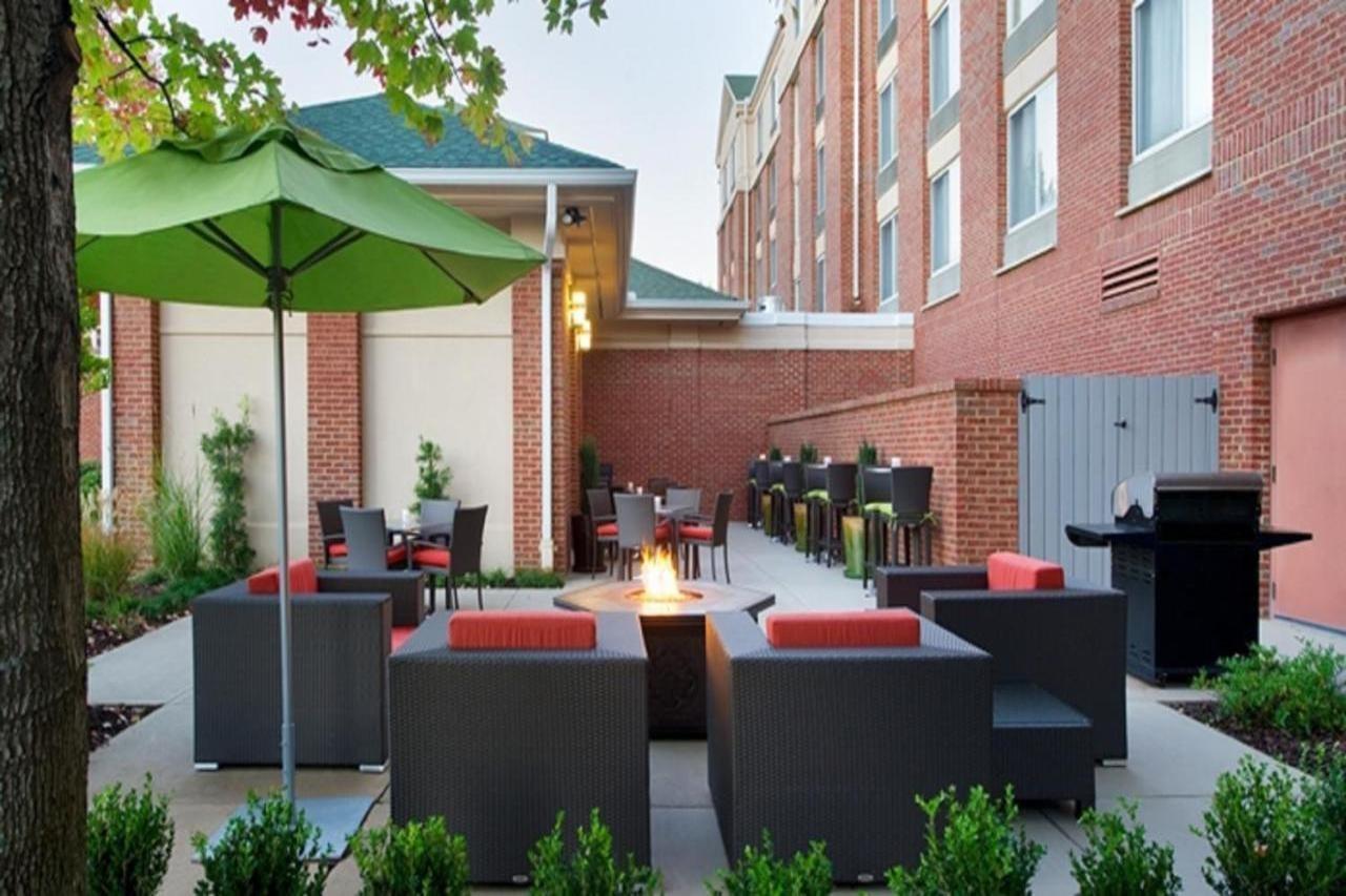 Hilton Garden Inn Atlanta North/Johns Creek Bagian luar foto
